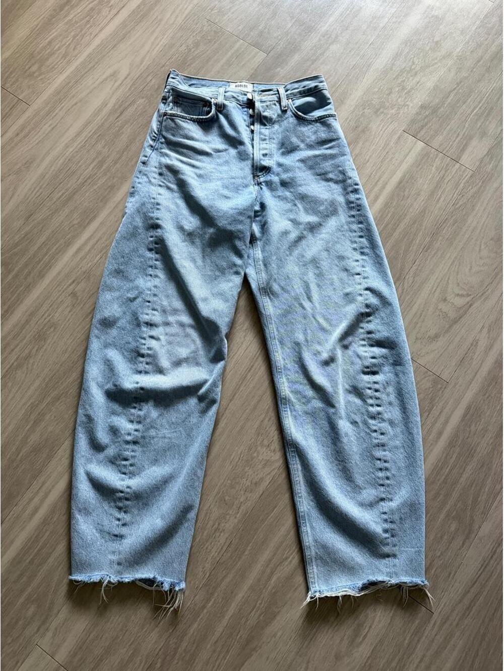 AGOLDE Luna light wash high rise curved taper jeans